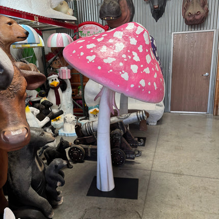 Pink Mushroom Parasol Over Sized Statue LM Treasures - H