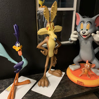 Looney Tunes Wile E. Coyote Life Size Statue - LM Treasures 