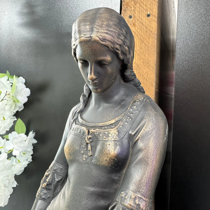 Small Medieval Lady Table Top Statue LM Treasures - H