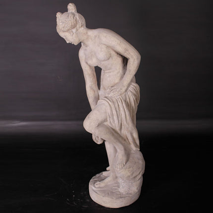 Roman Lady Bathing Statue