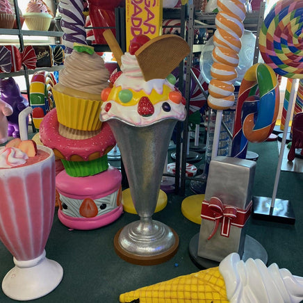 Ice Cream Sundae Over Sized Statue - LM Treasures 