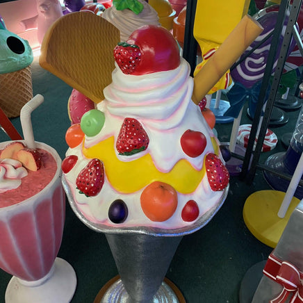 Ice Cream Sundae Over Sized Statue - LM Treasures 