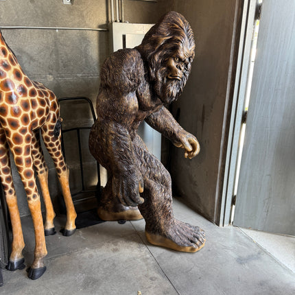 Bigfoot Sasquatch Yeti Life Size Statue