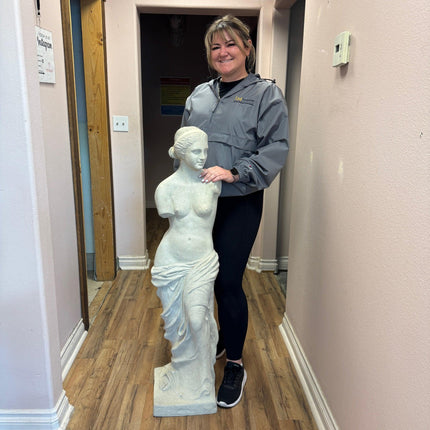Venus De Milo Statue