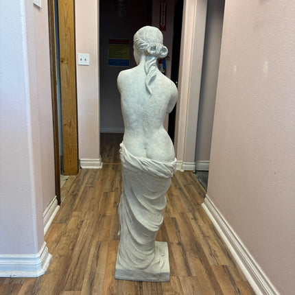 Venus De Milo Statue