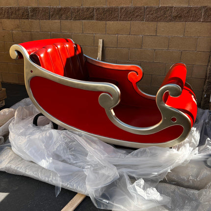 Santa's Sleigh Photo Op Over Sized Statue - LM Treasures 