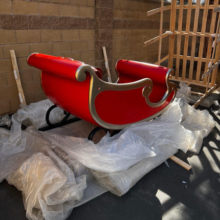 Santa's Sleigh Photo Op Over Sized Statue - LM Treasures 