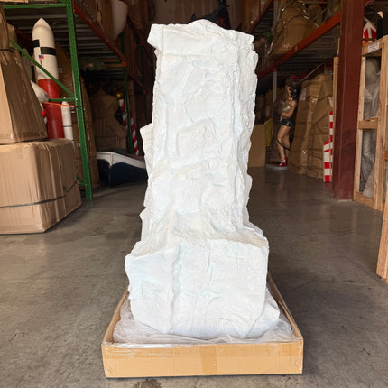 Large White Rock Siji Iceberg Statue