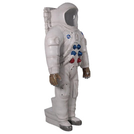 Astronaut Photo Op Life Size Statue - LM Treasures 