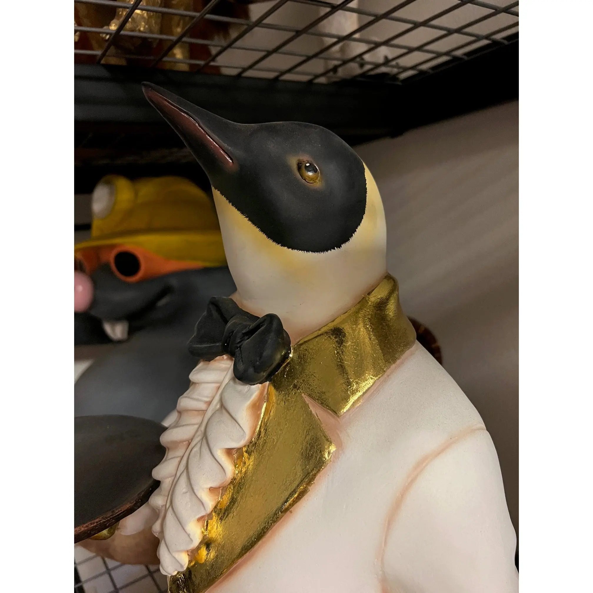 Penguin Butler Penguin Butler Small Statue | LM Treasures
