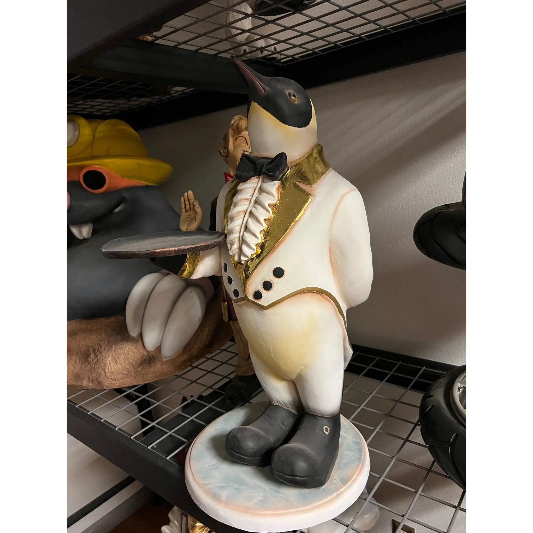 Penguin Butler Penguin Butler Small Statue | LM Treasures