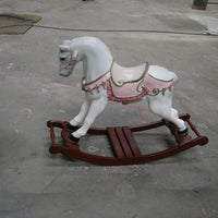 Pink Rocking Horse Rosa Statue