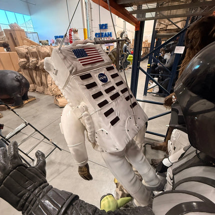 Hanging Astronaut Small Statue LM Treasures - H