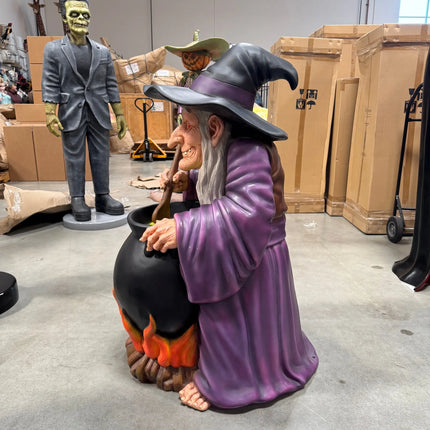 Witch with Cauldron Small Statue LM Treasures - H