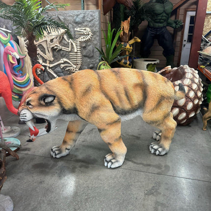 Saber Tooth Growling Life Size Statue - LM Treasures 