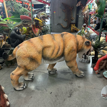 Saber Tooth Growling Life Size Statue - LM Treasures 