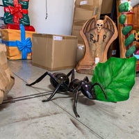 Ant With Leaf Over Sized Statue - LM Treasures 