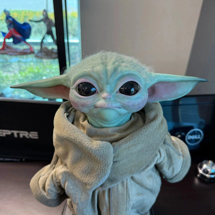 Star Wars The Child Grogu Life Size Statue Sideshow LM Treasures - SS