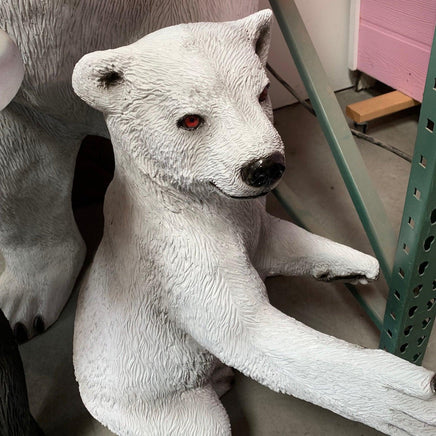 Baby Polar Bear Statue - LM Treasures 