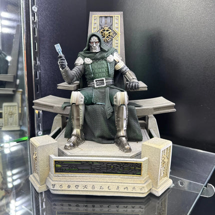 Doctor Doom on Throne 1:10 Scale Statue Iron Studios LM Treasures - IR