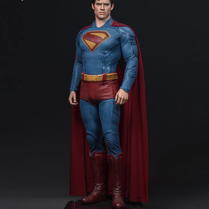 Superman Life Size Statue (David Corenswet)