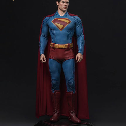 Superman Life Size Statue (David Corenswet)