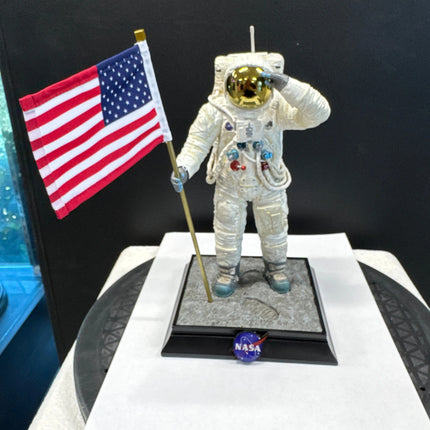 Apollo 11 Astronaut NASA Statue Art Scale 1/10 Iron Studios LM Treasures - IR