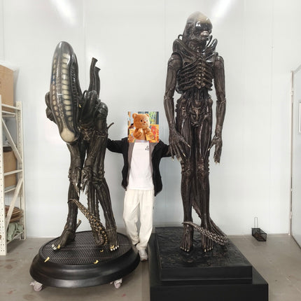 Bowing Alien Big Chap Xenomorph Life Size Statue LM Treasures - RS