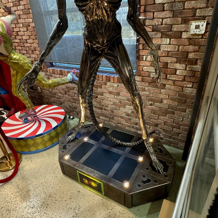 Alien Covenant Life Size Statue - LM Treasures 