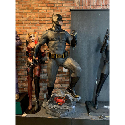 Batman Vs Superman - Dawn of Justice - Batman Life Size Statue - LM Treasures 