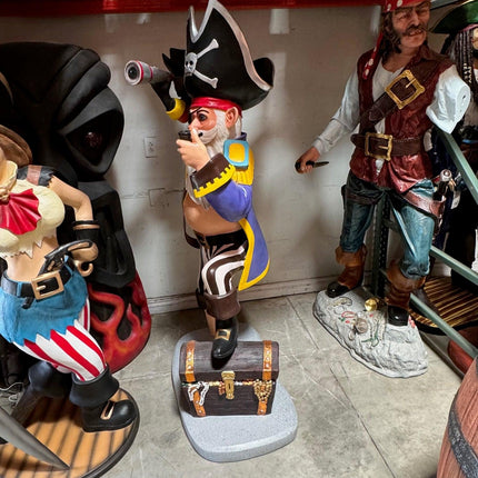 Pirate Captain Anton Life Size Statue - LM Treasures 