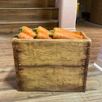 Case Of Carrots Statue - LM Treasures 