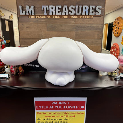 Pre-Owned 2023 Sanrio Hello Kitty Cinnamoroll Statue LM Treasures - P