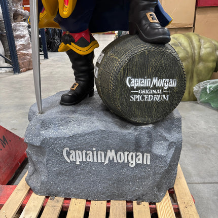 Pre-Owned Licensed Captain Morgan Life Size Statue LM Treasures - P