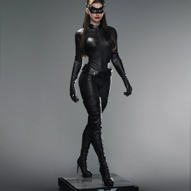 The Dark Knight Catwoman Life Size Statue (Anne Hathaway) Queen Studios LM Treasures - QS