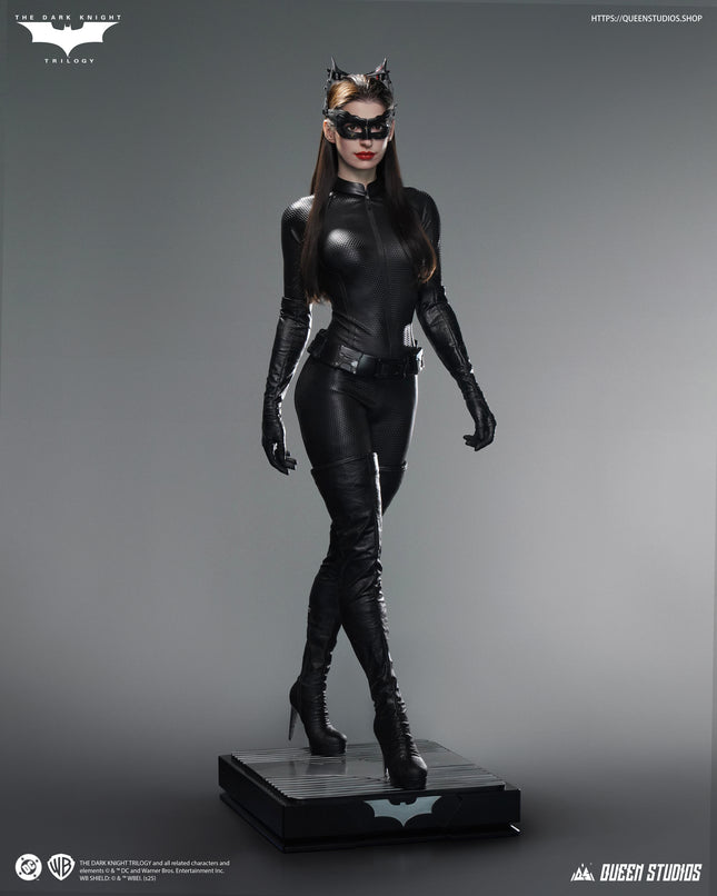 The Dark Knight Catwoman Life Size Statue (Anne Hathaway) Queen Studios