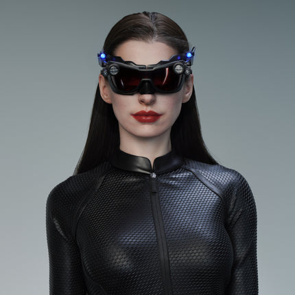 The Dark Knight Catwoman Life Size Statue (Anne Hathaway) Queen Studios
