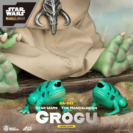 Star Wars The Mandalorian Grogu Egg Attack Statue