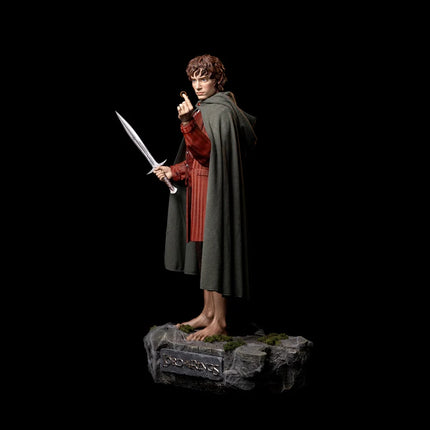 Lord of the Rings Frodo 1:1 Life Size Statue