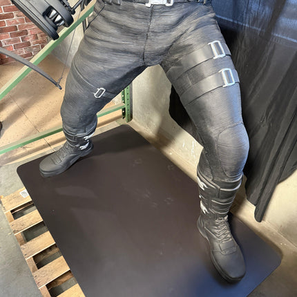 The Avengers Hawkeye (Jeremey Lee Renner) Life Size Statue