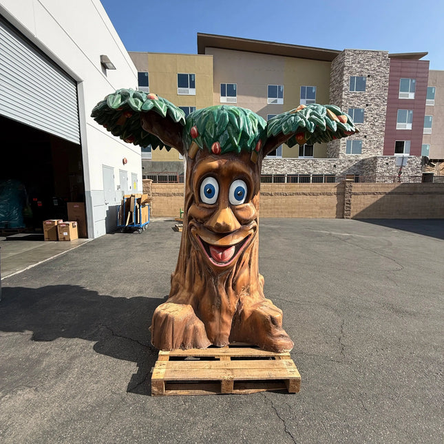 Pre-Owned McDonalds Apple Pie Tree Ronald Mcdonaldland Statue LM Treasures - P