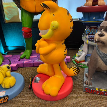 Comic Garfield Life Size Statue