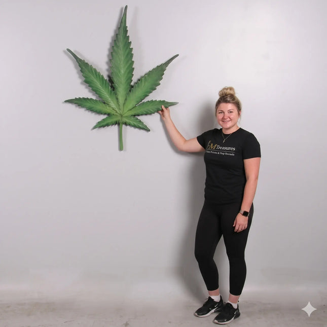 Cannabis Marijuana Weed Leaf Wall Decor Statue
