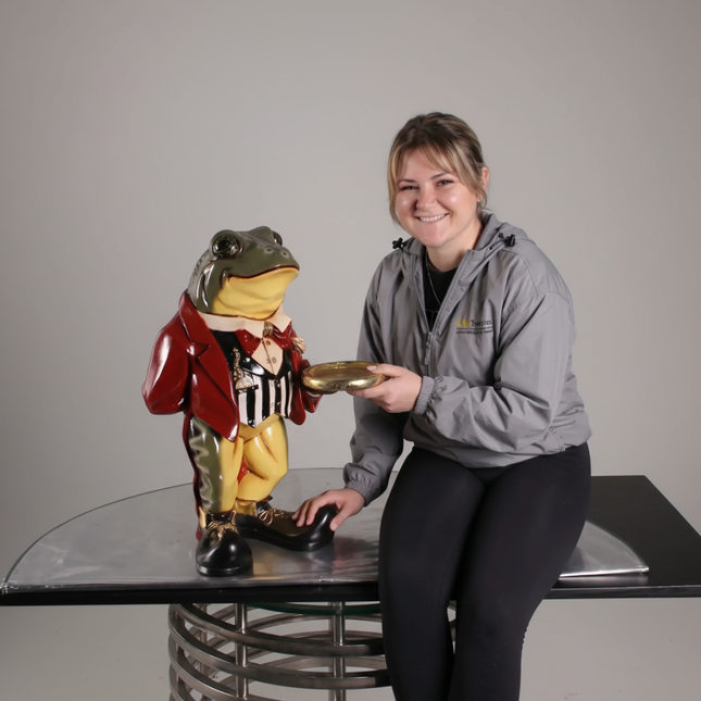 Small Frog Butler Statue