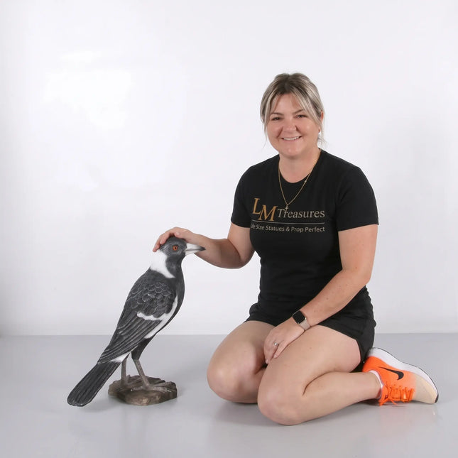 Magpie Crow Life Size Statue