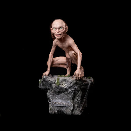 Lord of the Rings Gollum 1:1 Life Size Statue