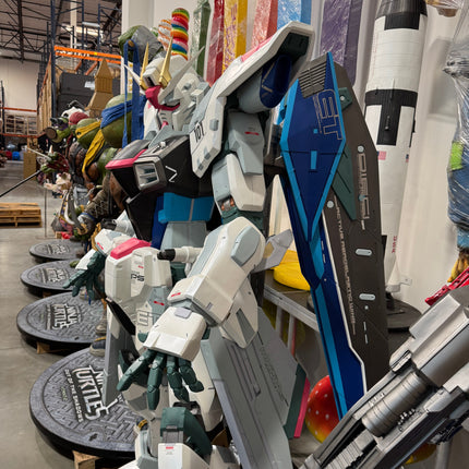 Gundam Life Size Statue LM Treasures - IN