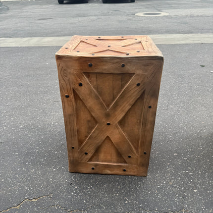 Brown Small Resin Crate LM Treasures - PT
