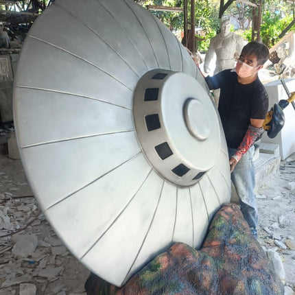 Crashed Alien Space Ship UFO 6ft Statue