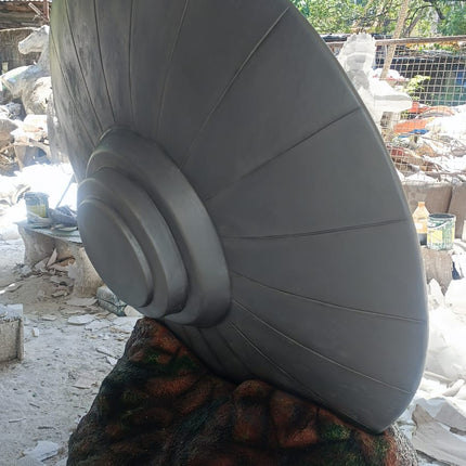 Crashed Alien Space Ship UFO 6ft Statue
